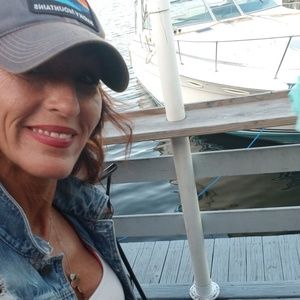 Meet your Posher, Jenny